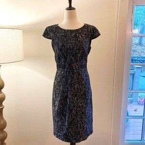 Taylor cap sleeve shift dress
